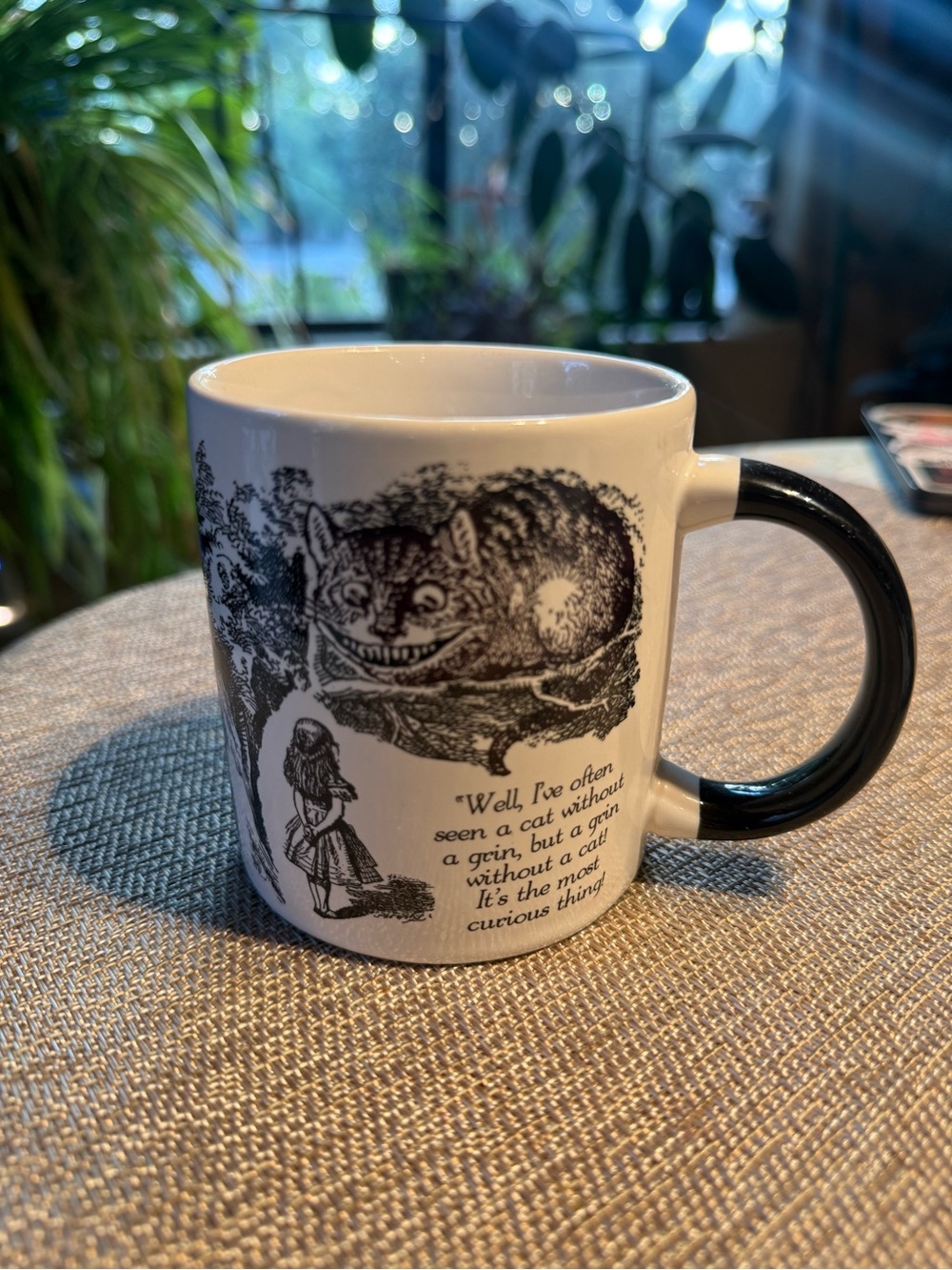 Alice in Wonderland Cheshire Cat Ceramic Mug - Black and White